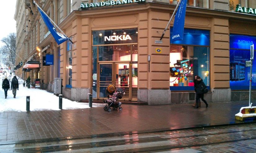 Nokia-winkel in het centrum van Helsinki. (Foto Peter Teffer) Nokia-winkel in het centrum van Helsinki. (Foto Peter Teffer)